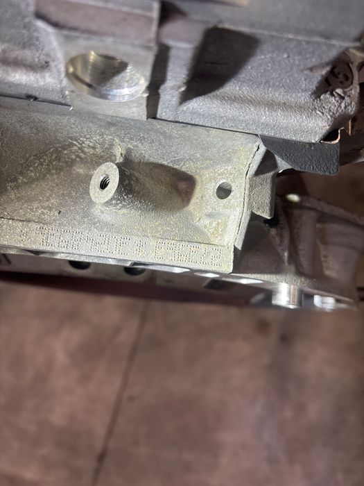 Vue moteur 273.963-M273.963-M273 Mercedes-Benz 5.5L – pièce occasion