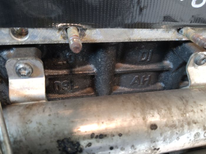 Vue moteur CBDB-CBD VW 2.0L – pièce occasion