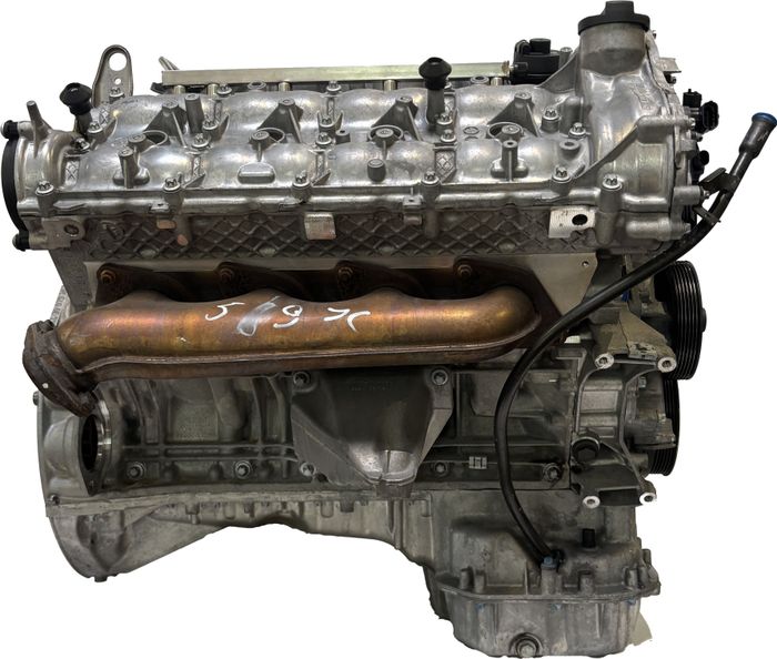 Moteur M273.961-M273-273.961 Mercedes-Benz S (C216) 391 000 km – vue détail