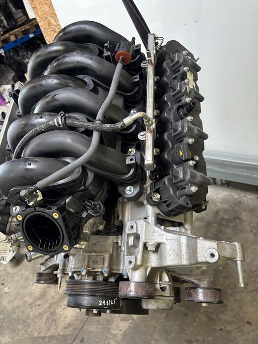 Vue moteur T73RVEX Ford 7.3L – pièce occasion