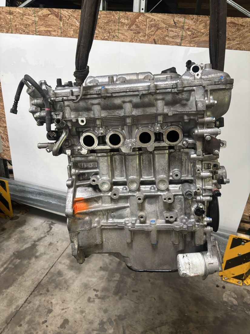 Moteur 2ZRFAE/2ZR-FAE Toyota Corolla E18 156 800 km – vue détail