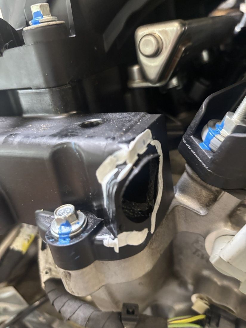 Vue moteur C33PDED-C33 Ford 3.3L – pièce occasion
