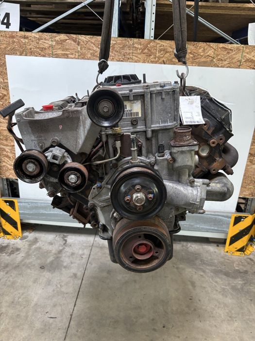 Moteur K-T444E-Navistar-Power-Stroke Ford F-350 F350 521 600 km – vue détail