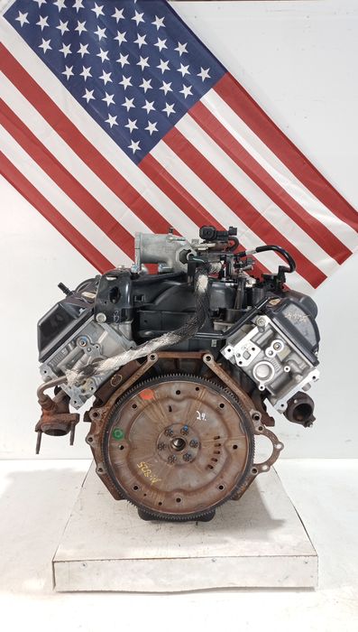 Moteur C46RSEM-C46 Ford Crown 372 800 km – vue détail