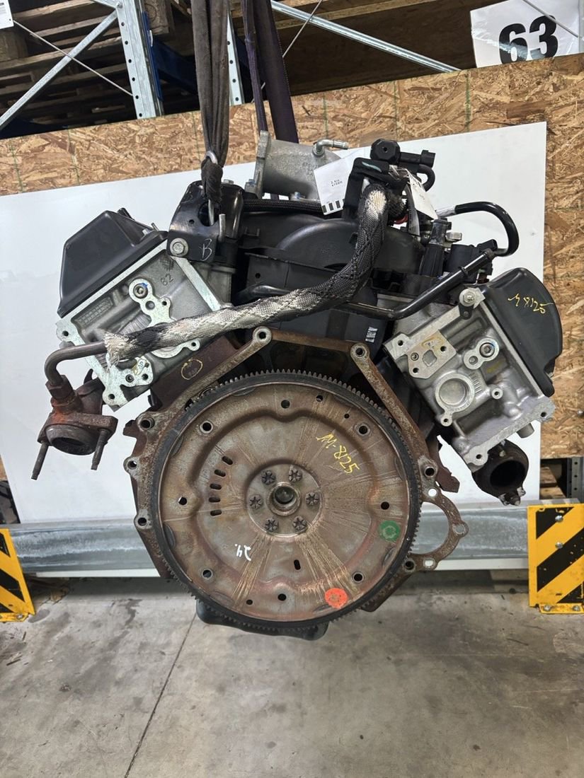 Moteur C46RSEM Ford Crown 4.6L d'occasion – vue 3