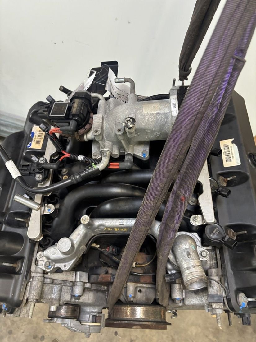 Moteur C46RSEM Ford Crown 4.6L d'occasion – vue 5